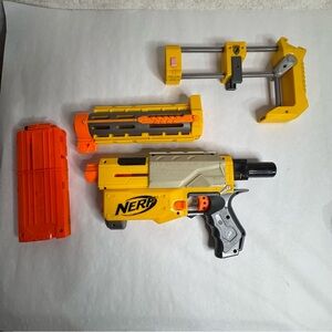 NERF RECON CS-6 Blaster Set